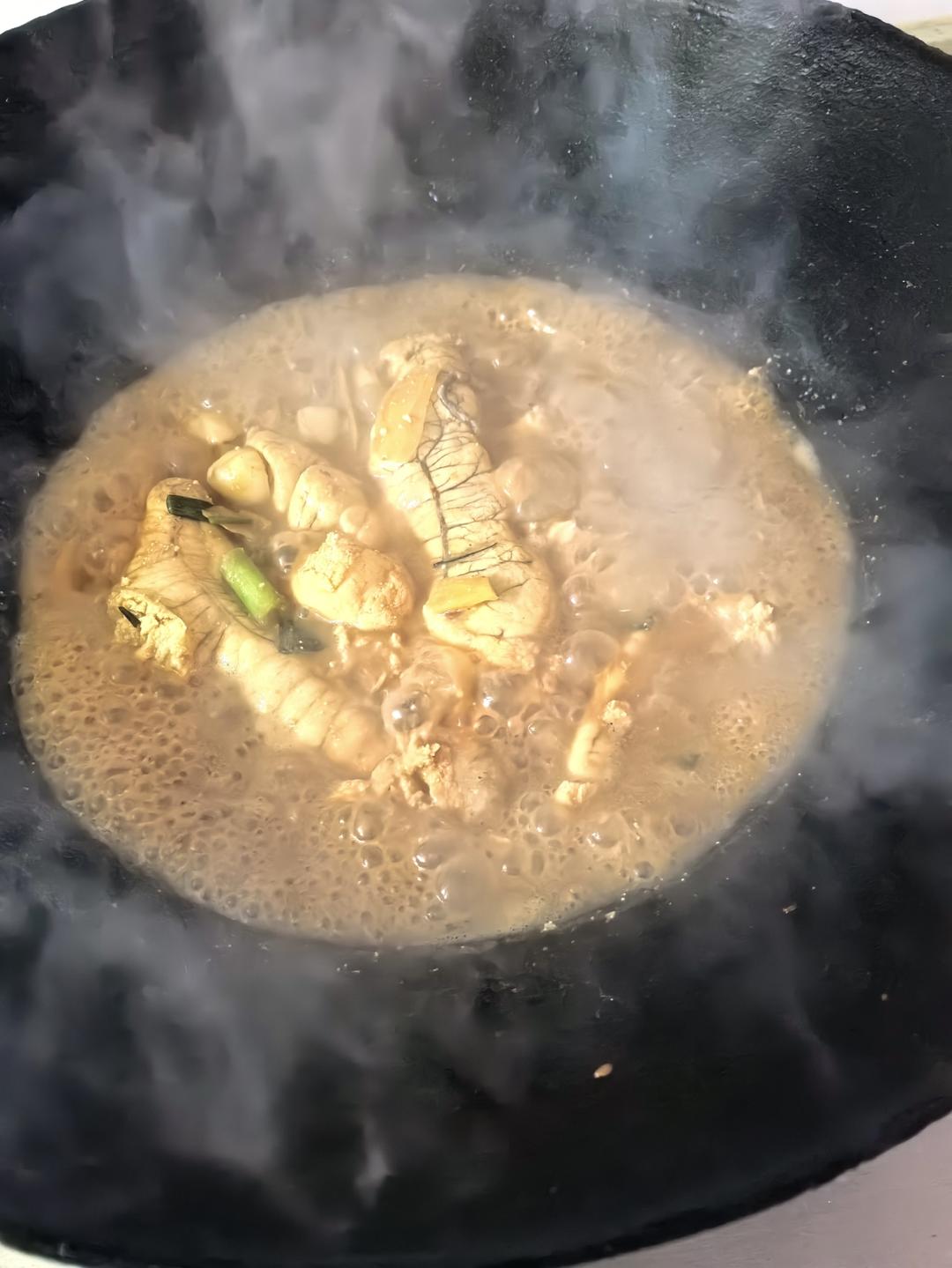 🔥🐟无敌下饭的家常烧鱼籽（干锅鱼杂）🍚🥤