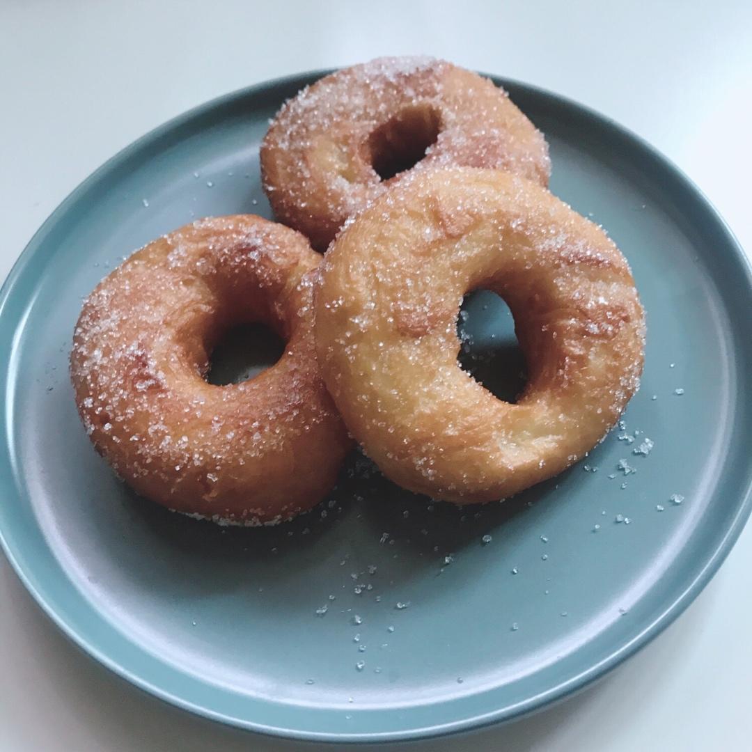 🍩超快手一小时低糖无需烤箱的甜甜圈（详细视频）