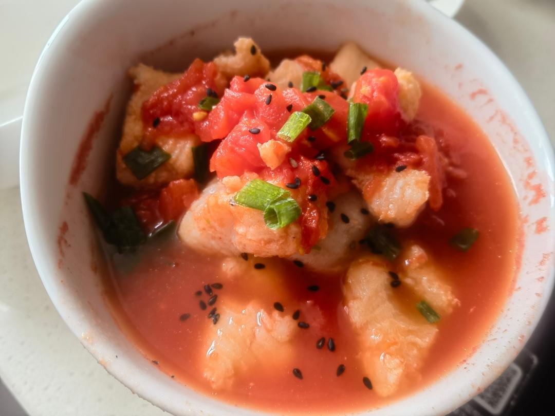 番茄鱼巴沙鱼（也可以用番茄龙利鱼），番茄酱汁超浓郁，营养又下饭！