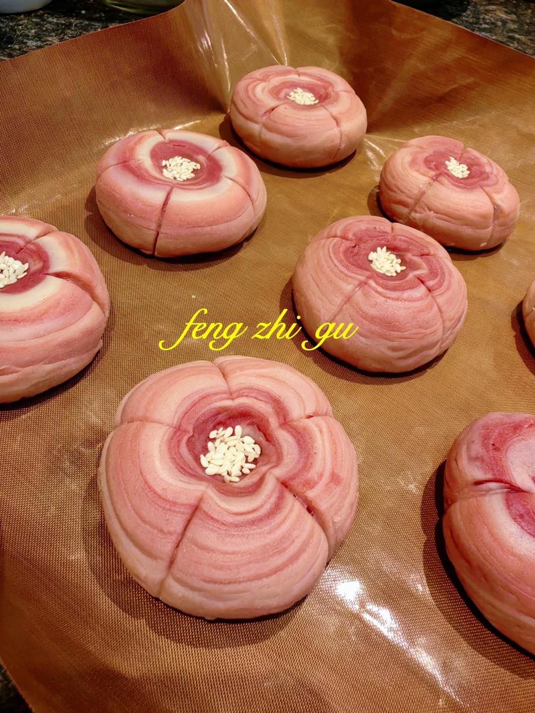 中式酥点（豆沙酥、菊花酥、葵花酥）