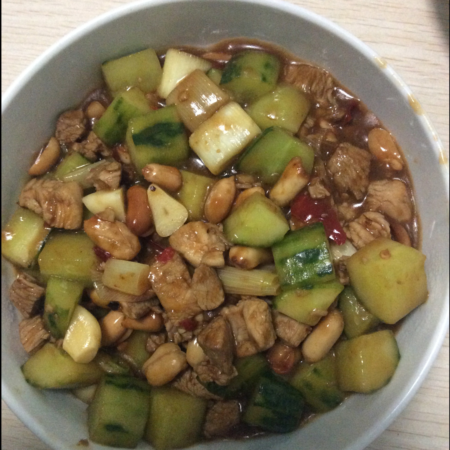 宫爆鸡丁