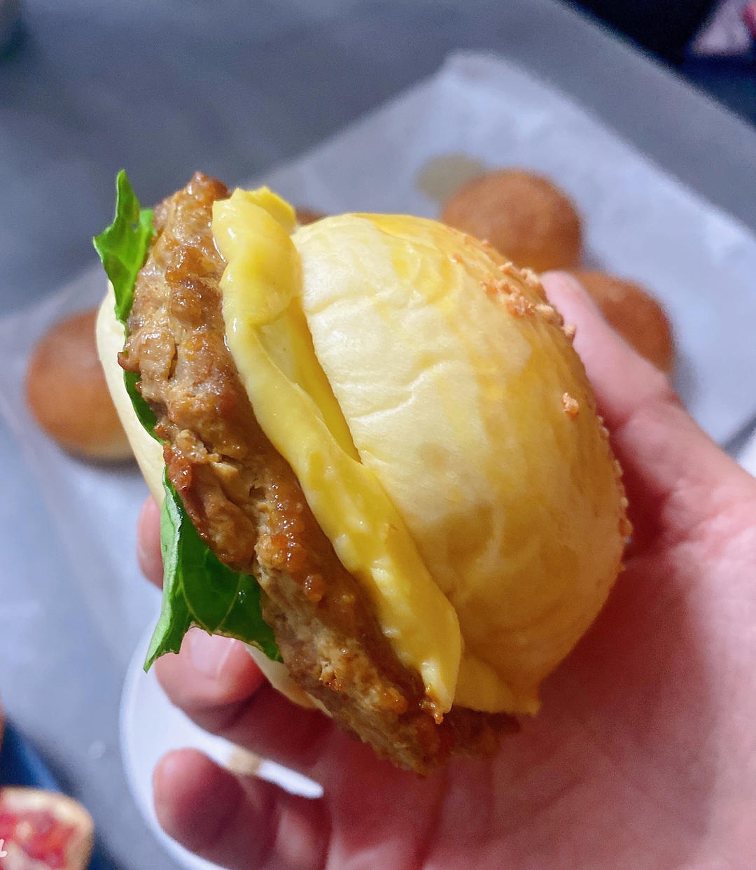 做了10000个汉堡胚后，我来教你最简单的做法