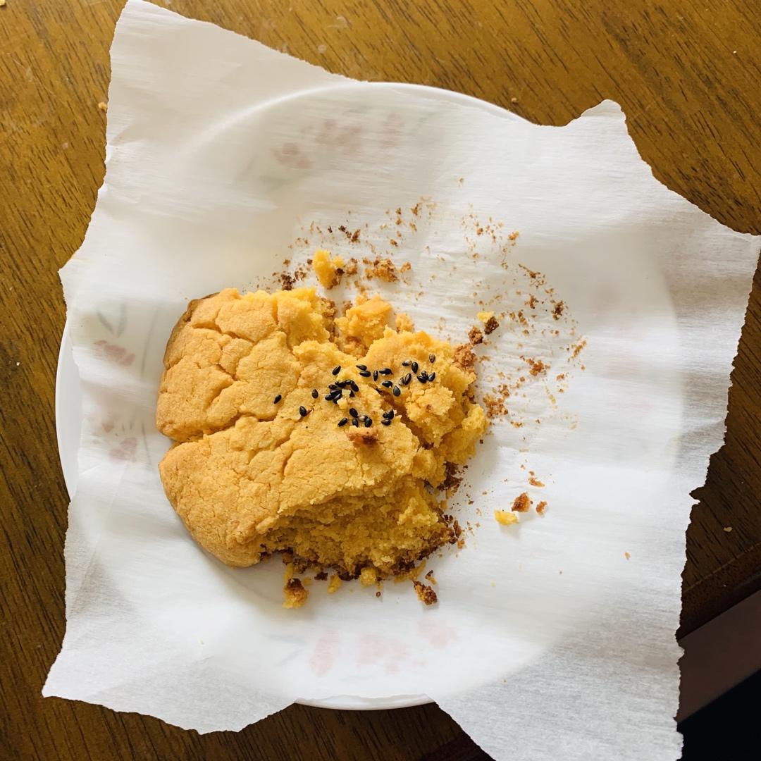 咸蛋黄一口酥