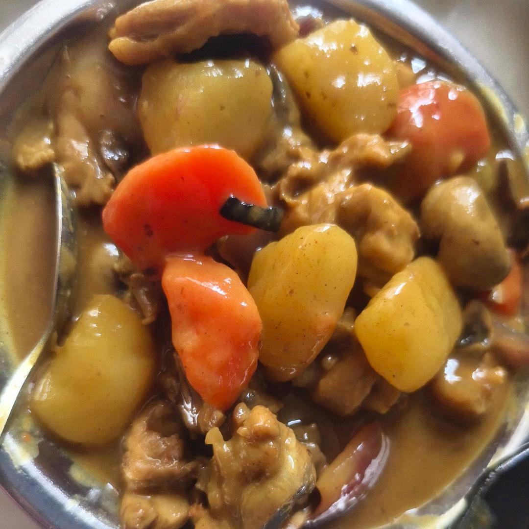 咖喱鸡腿饭
