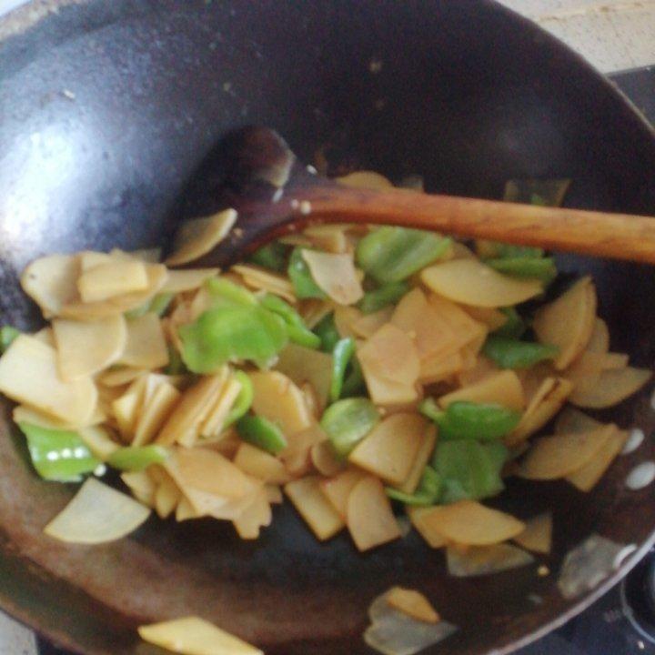 青椒土豆，素菜也可以香香的
