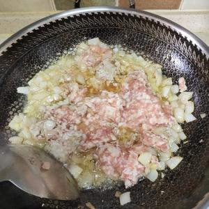 香菇肉酱打卤面的做法 步骤2