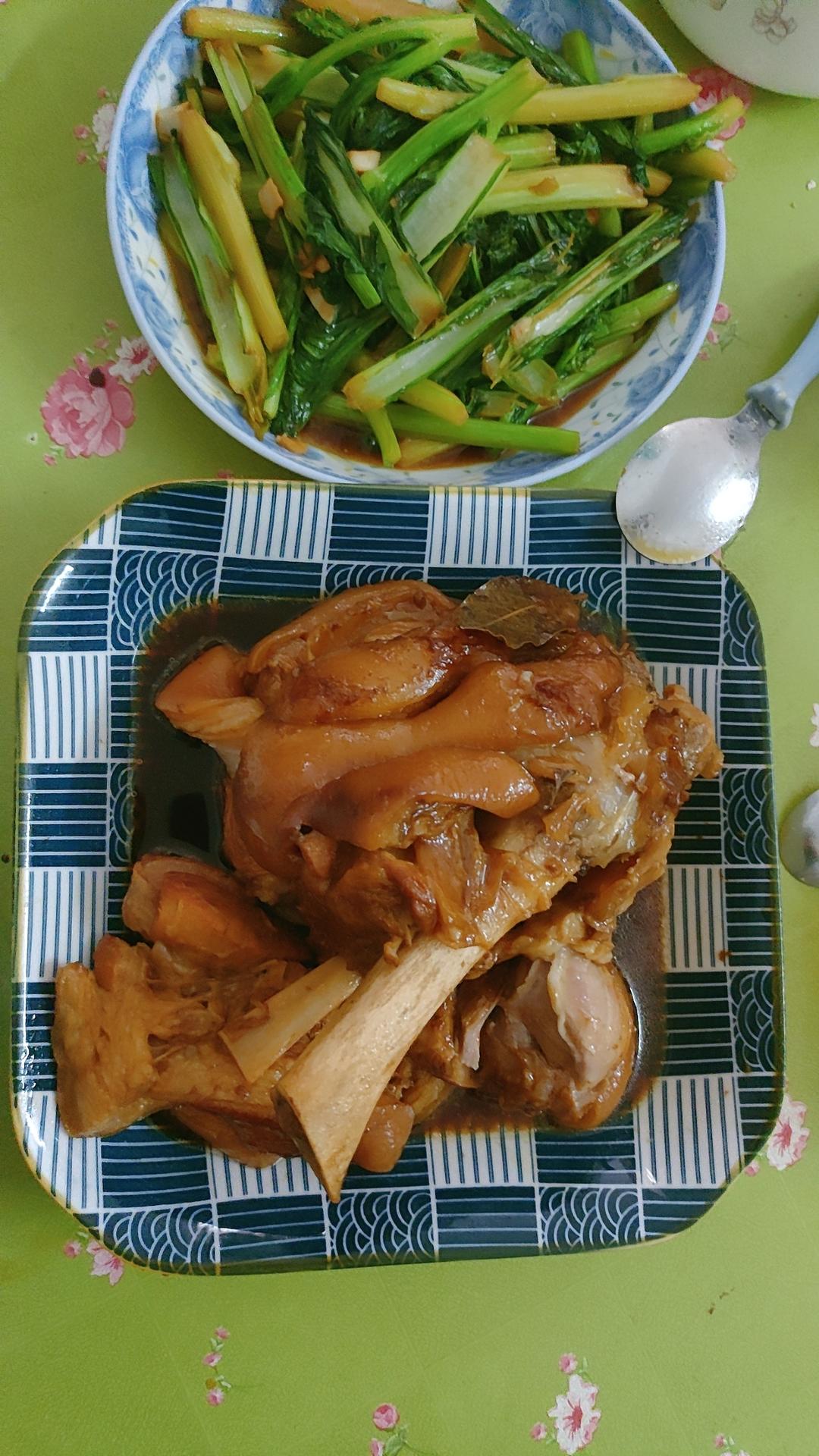 零失败高压锅版卤肘子