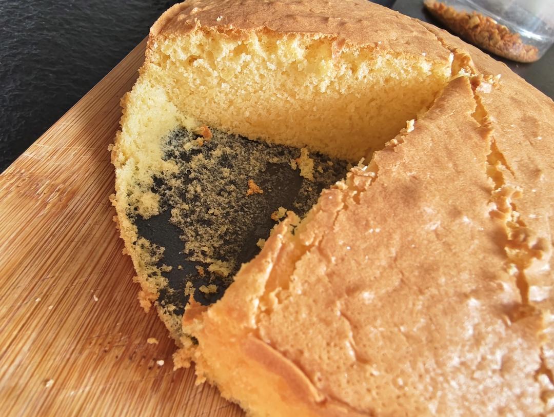 唇齿留香的黄油戚风蛋糕（超详细步骤）