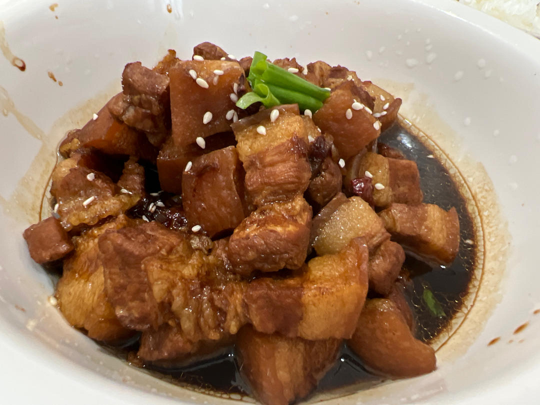 不焯水不放油的家常红烧肉