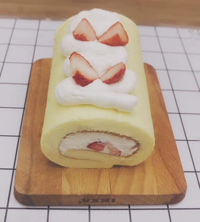 肥而不腻的超厚瑞士卷