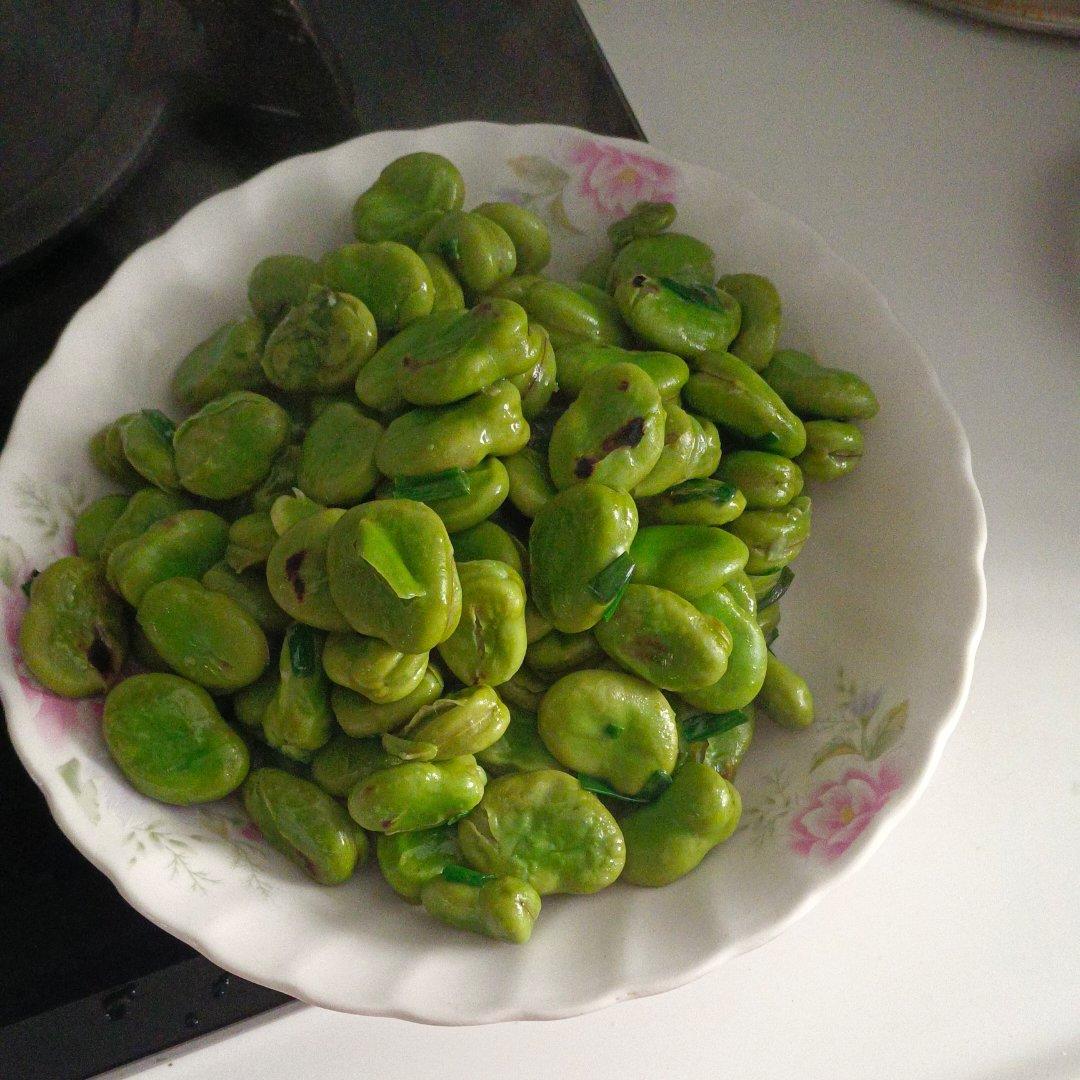 无比鲜美的葱油蚕豆