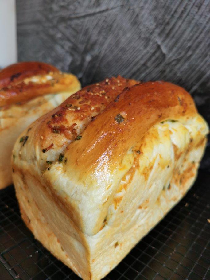 香葱肉松手撕吐司