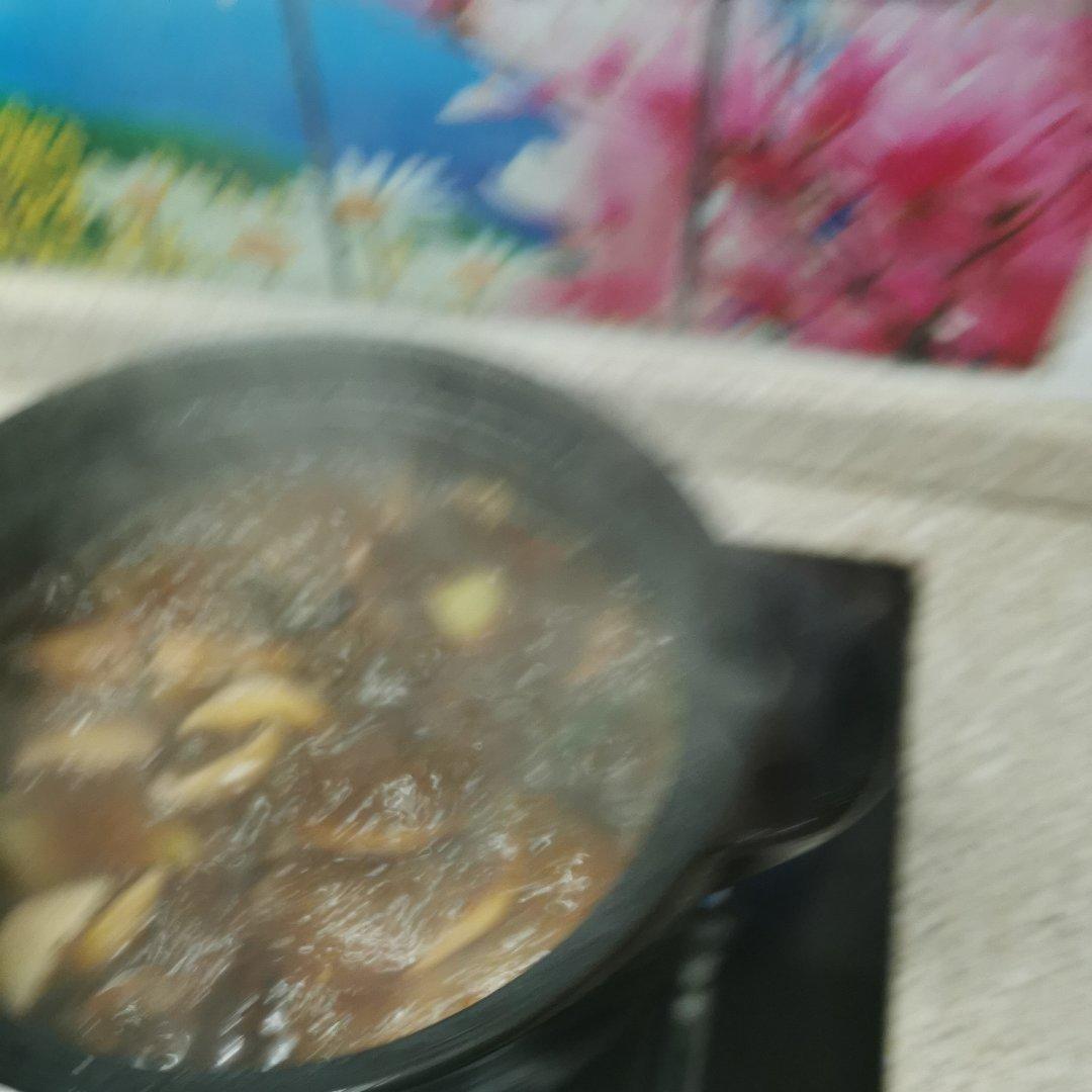 比饭店好吃很多倍的黄焖鸡