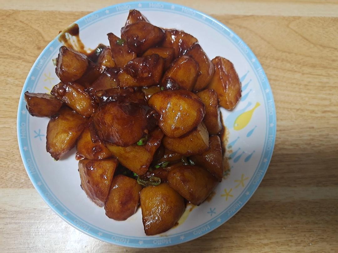 🔥巨下饭，软糯入味！比肉还好吃的红烧土豆