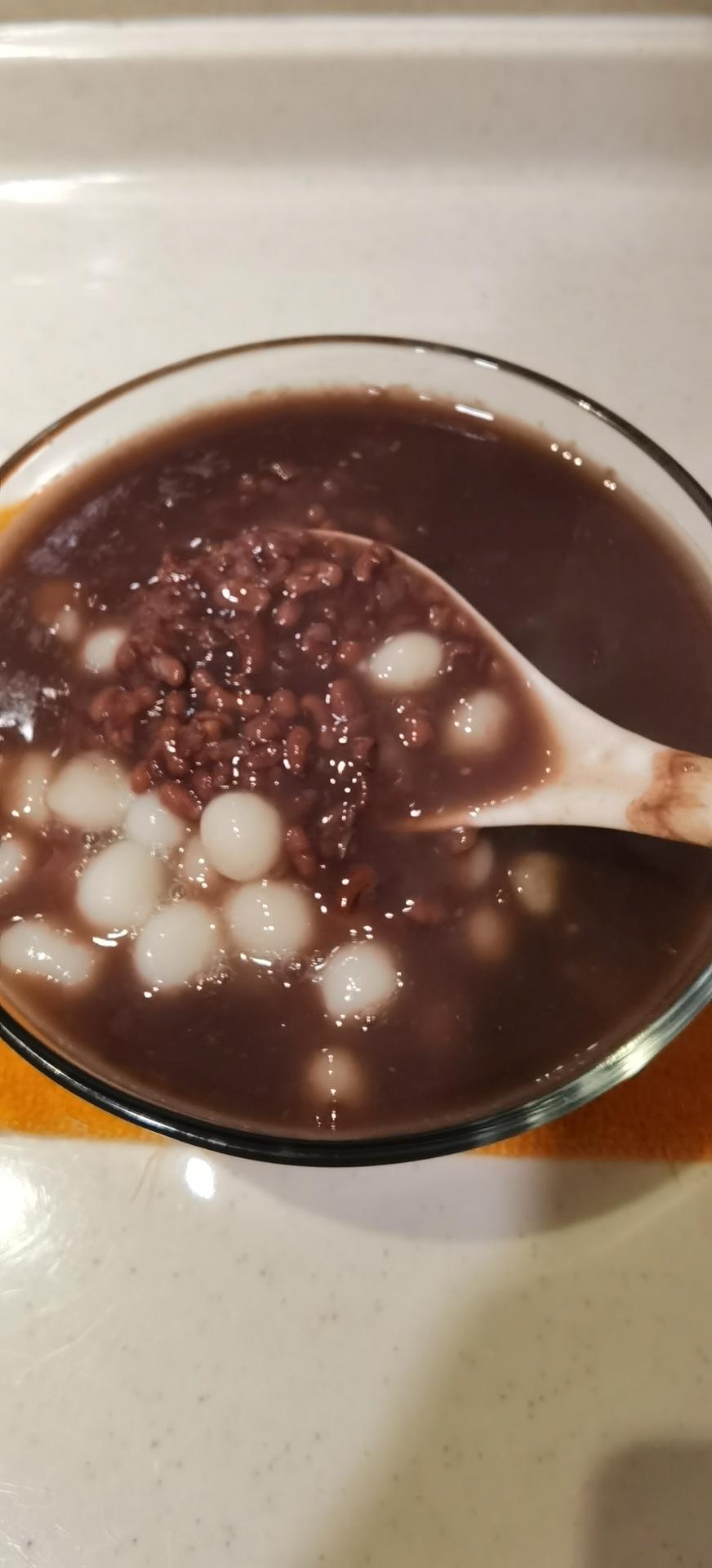 香甜软糯的红豆沙小圆子