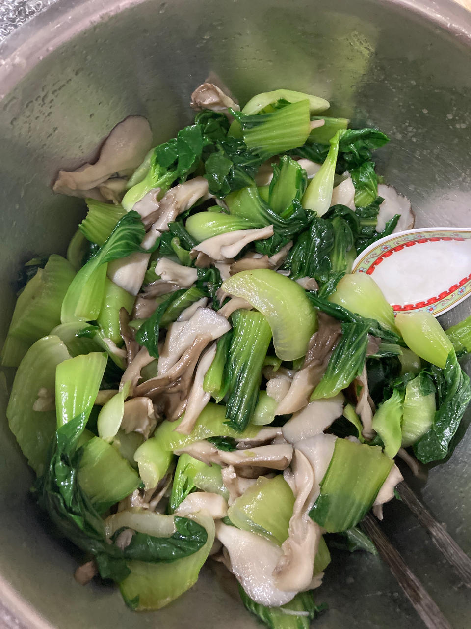 小白都会的菠菜拌蘑菇
