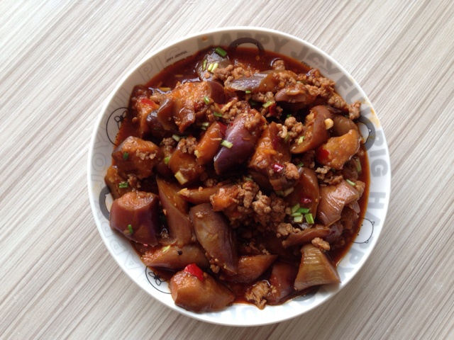 红烧肉末茄子