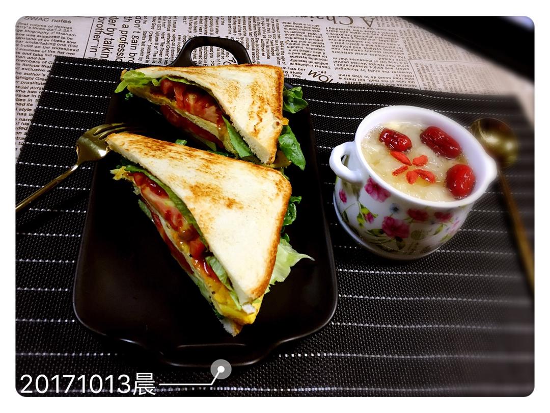 火腿煎蛋三文治