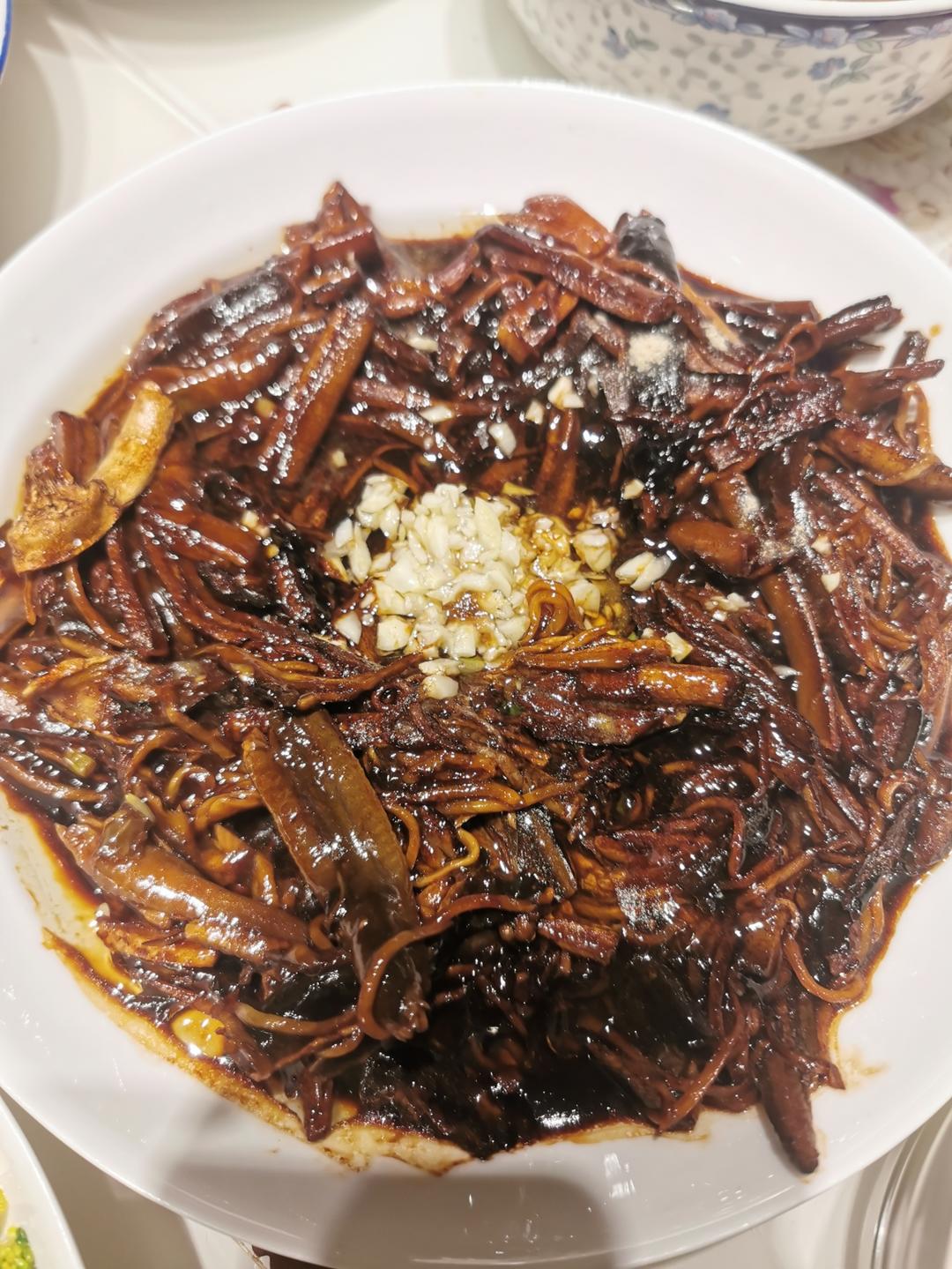 经典本帮菜-响油鳝丝正宗的做法