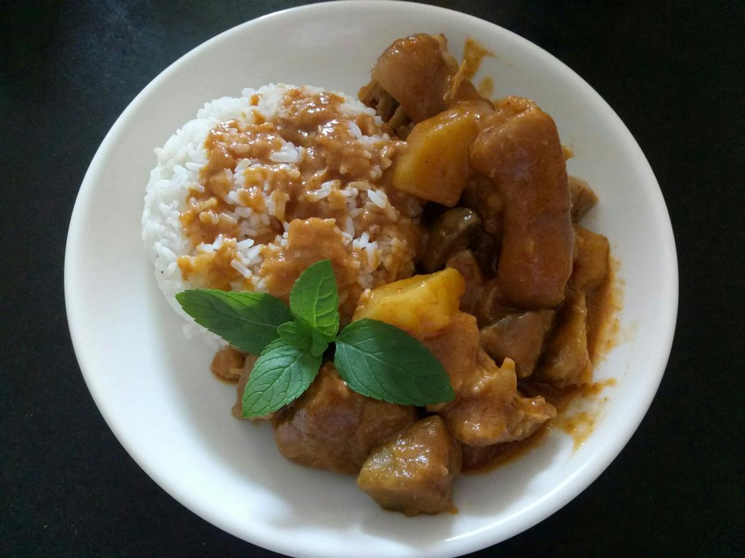 咖喱猪手煲