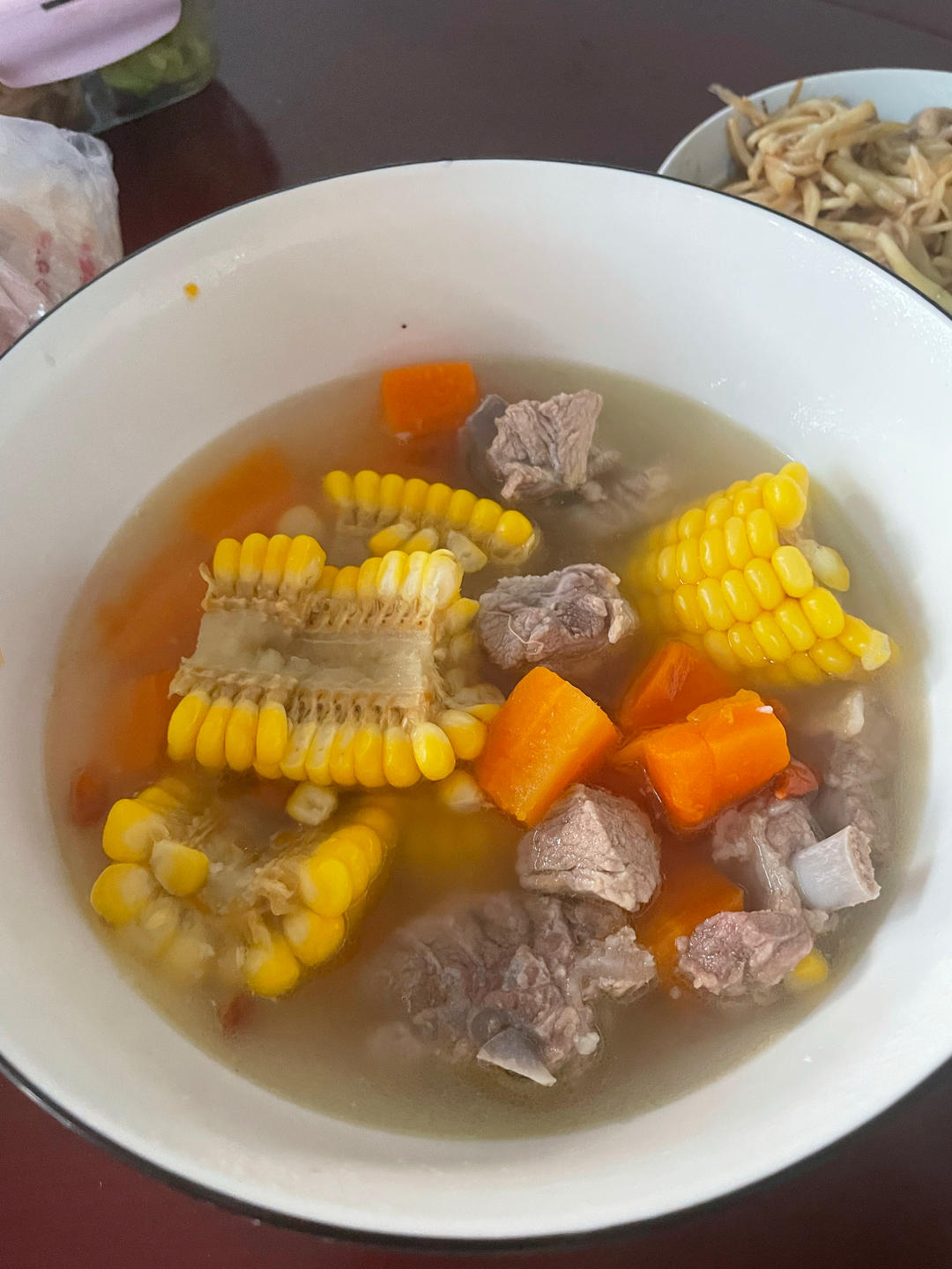 玉米排骨汤