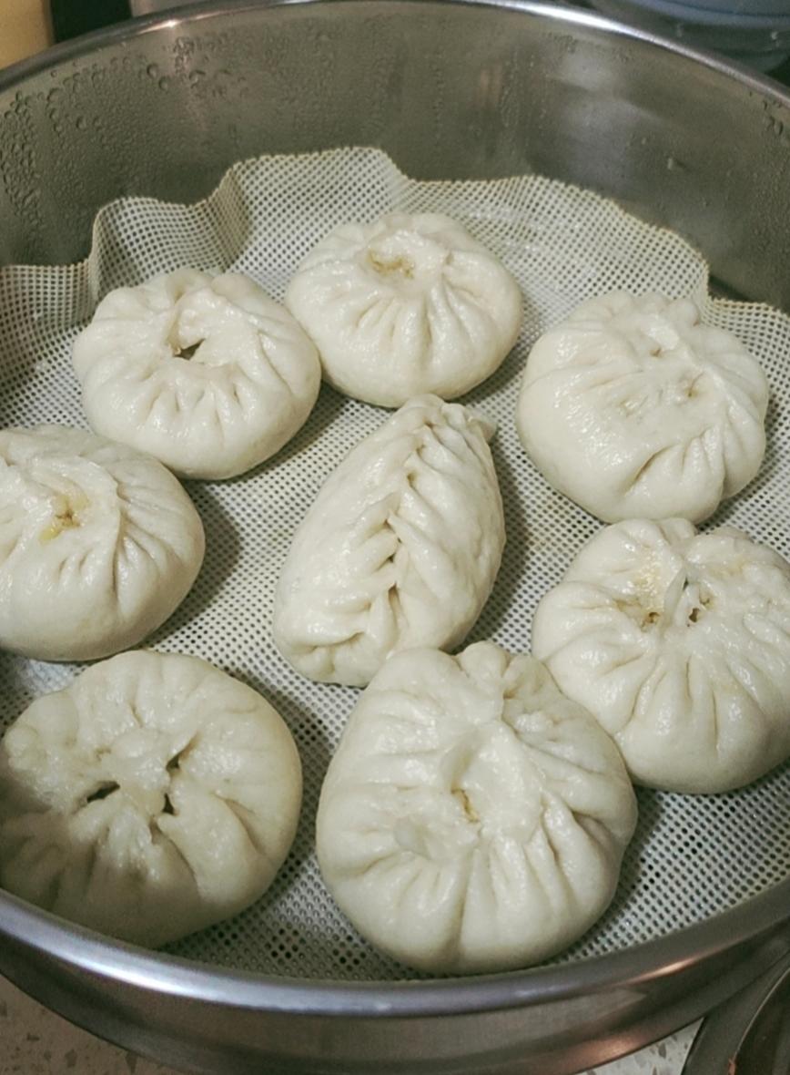 西葫芦鸡蛋包子