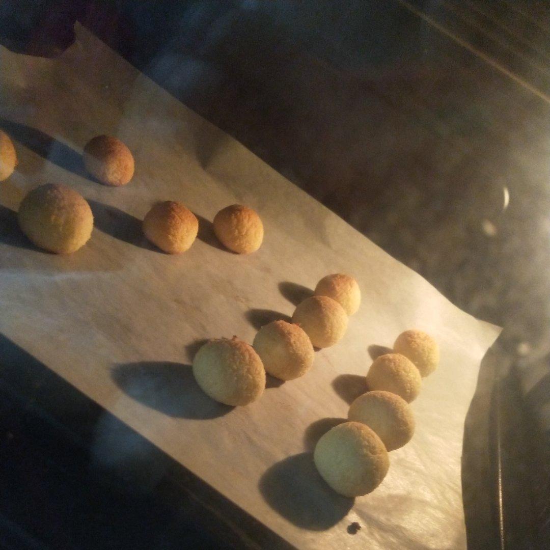 椰蓉球