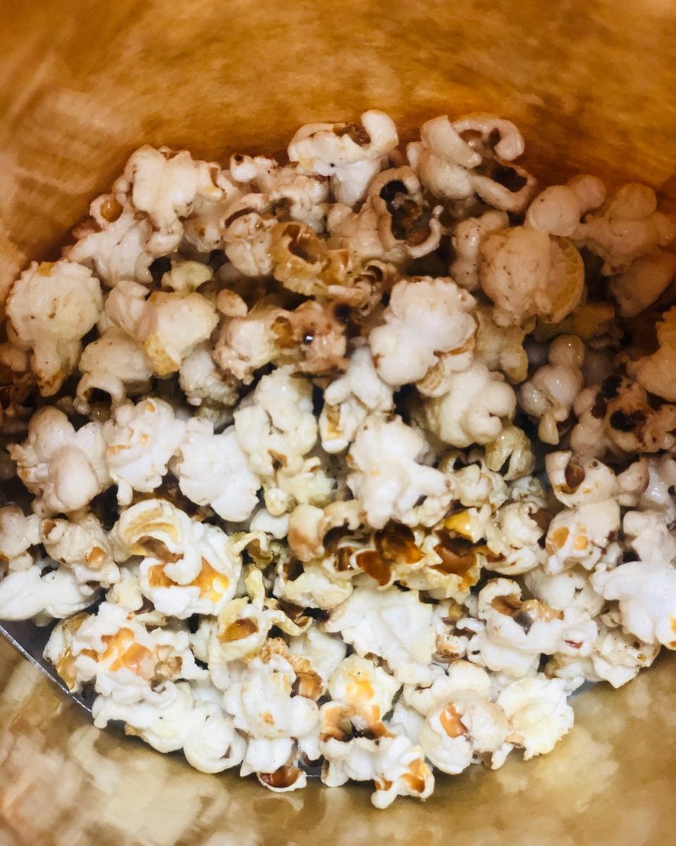 自制焦糖爆米花