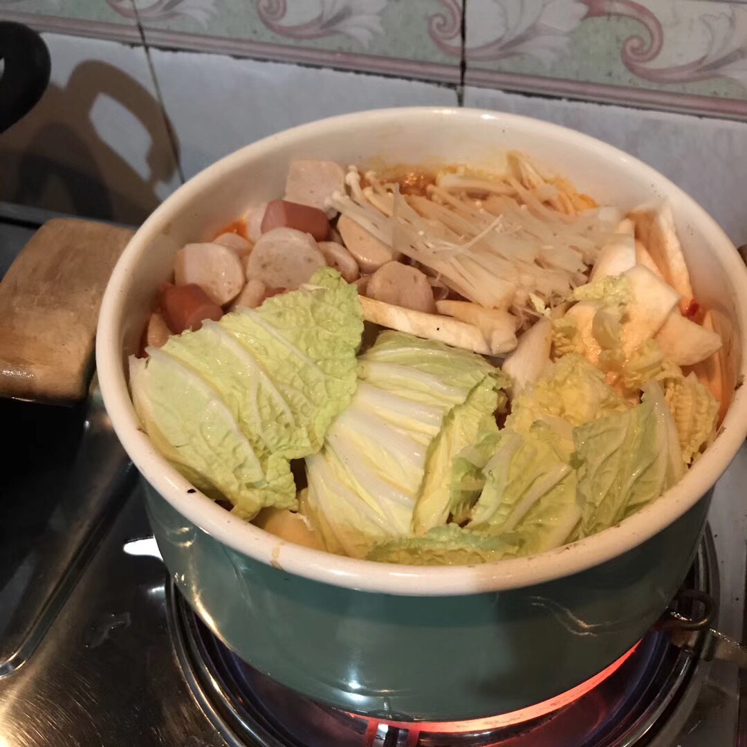 超简单快手的韩式泡菜锅