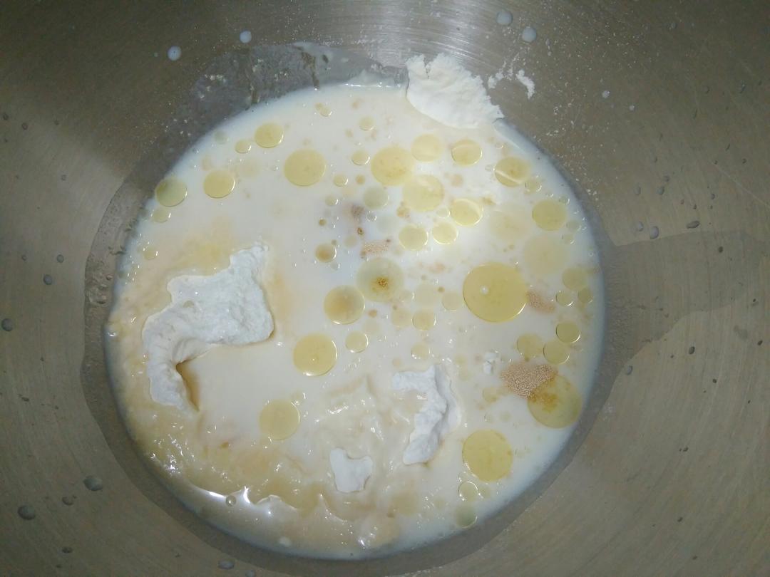 纯奶手撕吐司的做法 步骤1