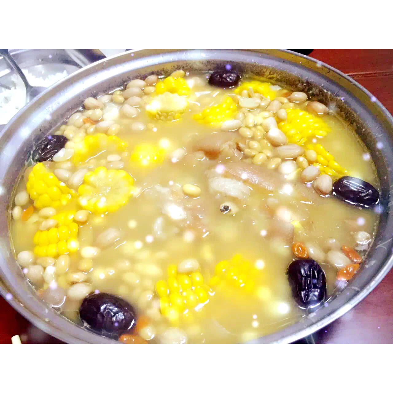 花生黄豆猪脚汤