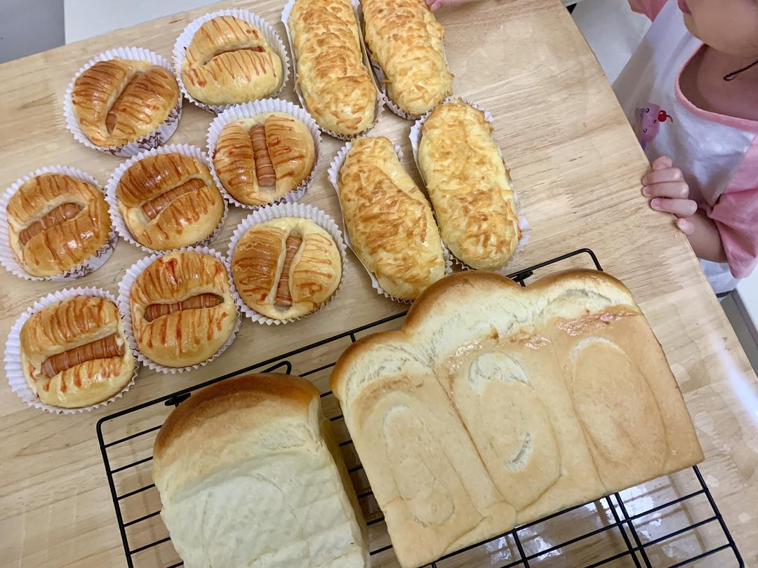 一周早餐备餐｜万能面团一次搞定5款花样面包