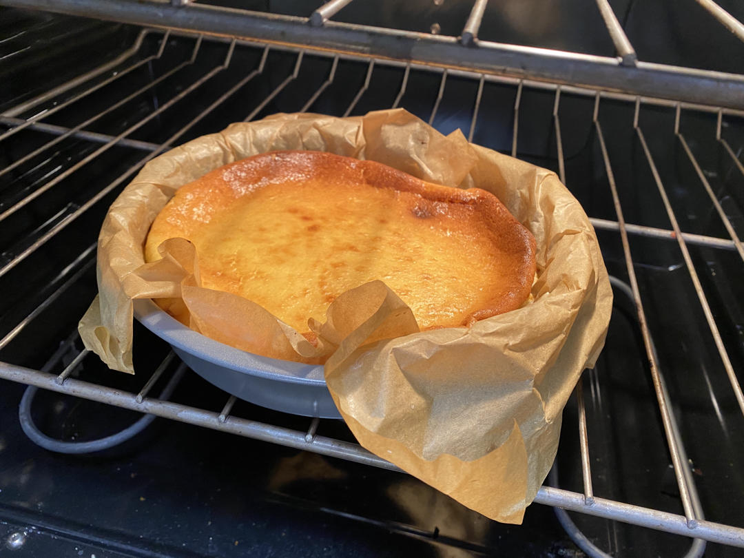 曼食慢语丨酸奶巴斯克蛋糕
