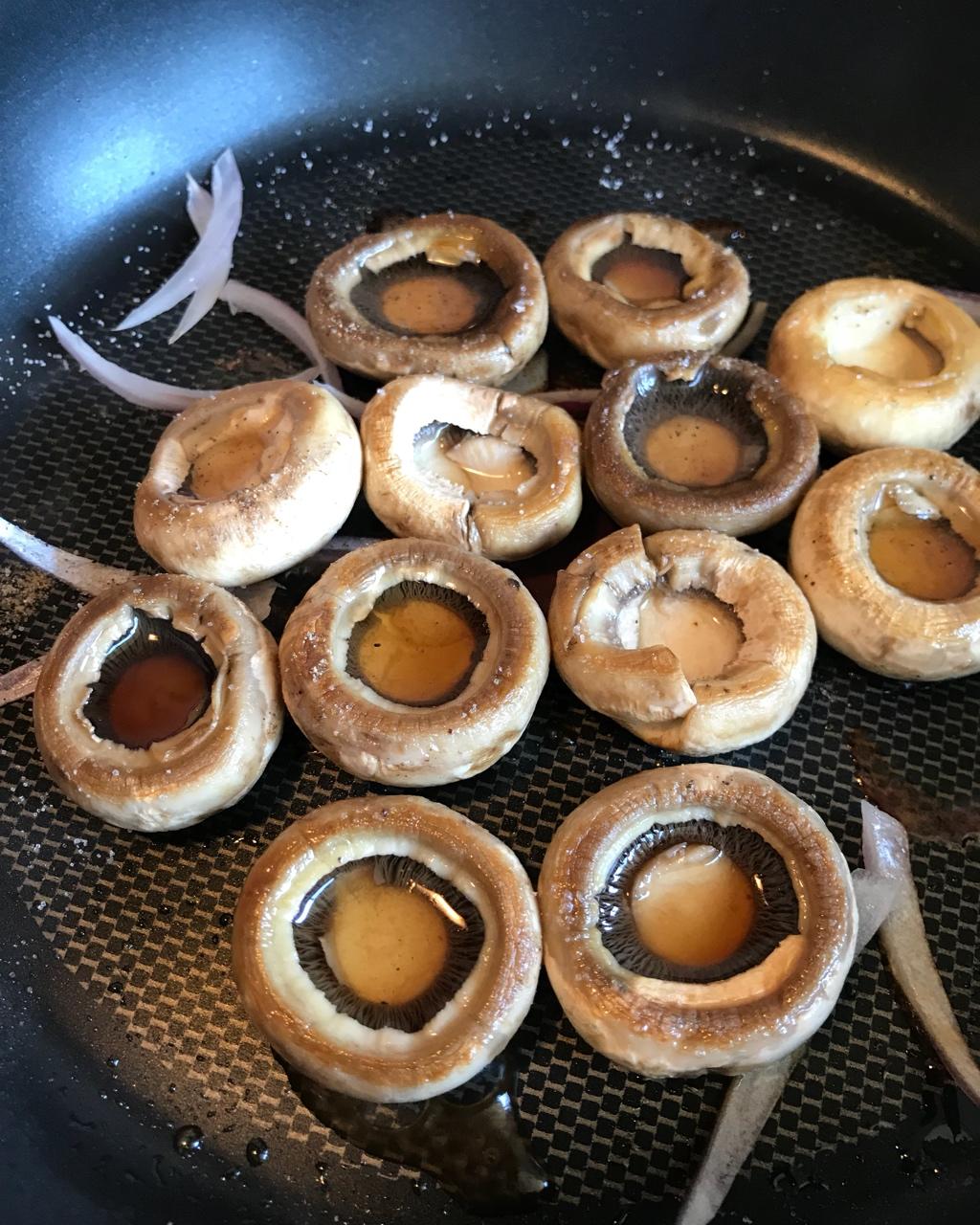 4everhui做的原汁原味煎口蘑