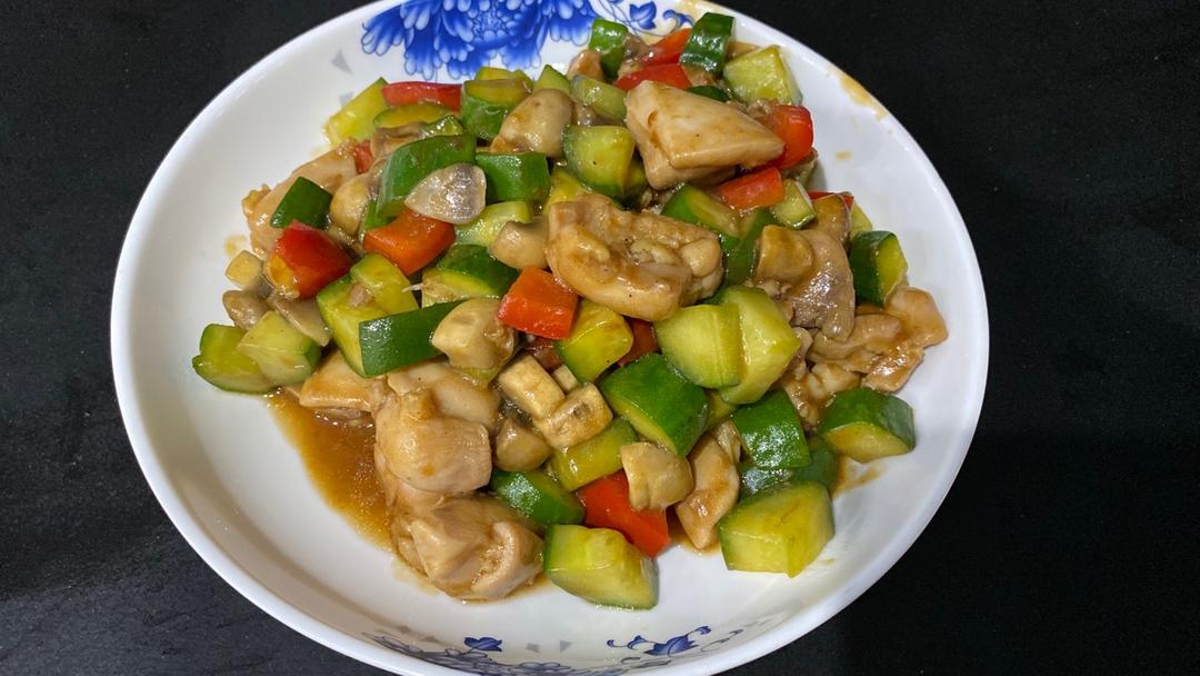 超简单的宫保鸡丁（鸡腿肉）