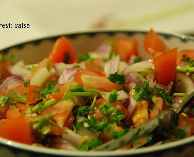 新鲜墨西哥沙拉 Fresh Salsa的做法