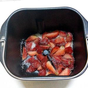 草莓果酱(面包机版)的做法 步骤3