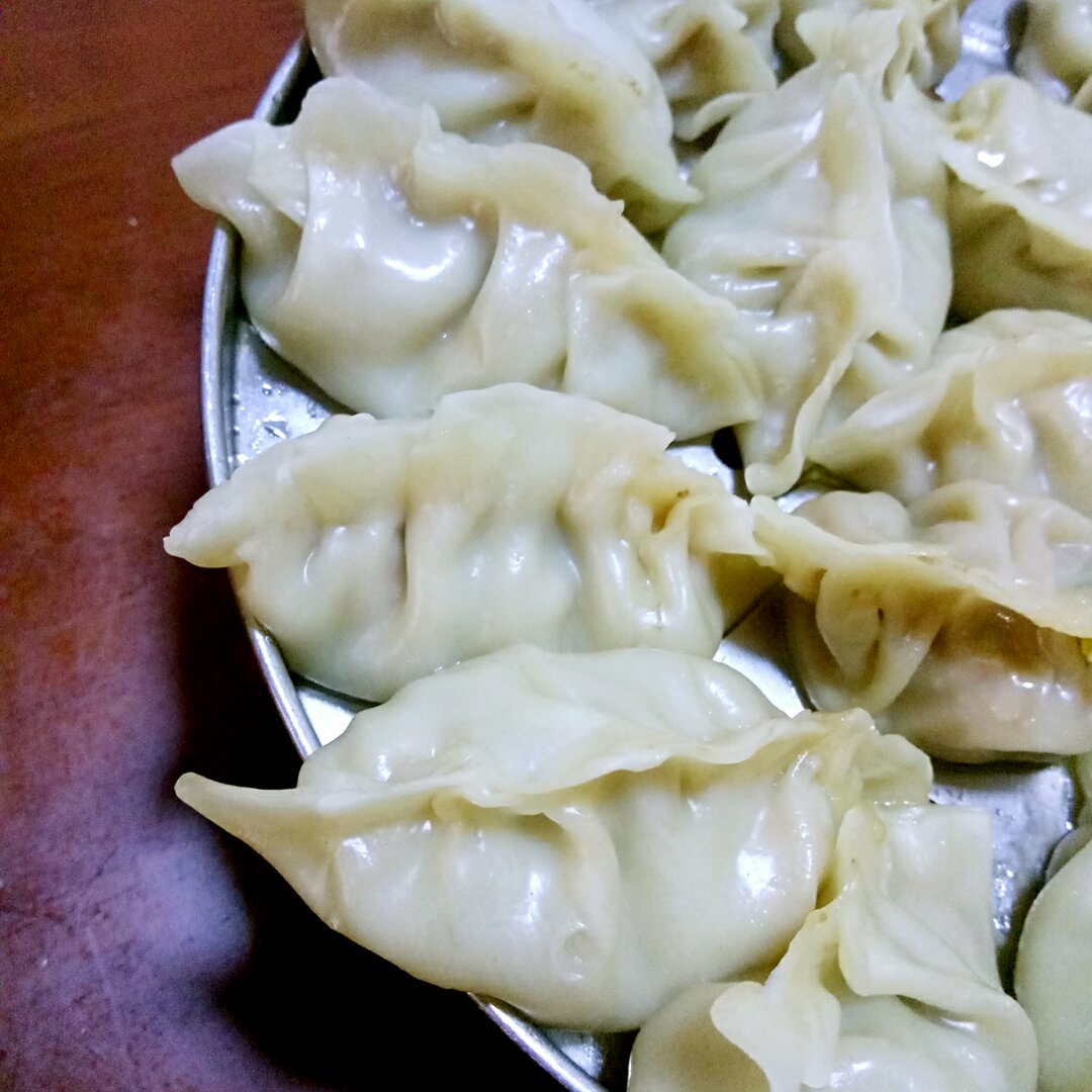 芹菜胡萝卜猪肉水饺