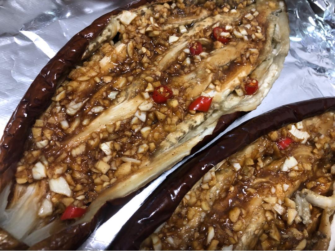 CC招牌菜销魂烤茄子，百吃不厌！