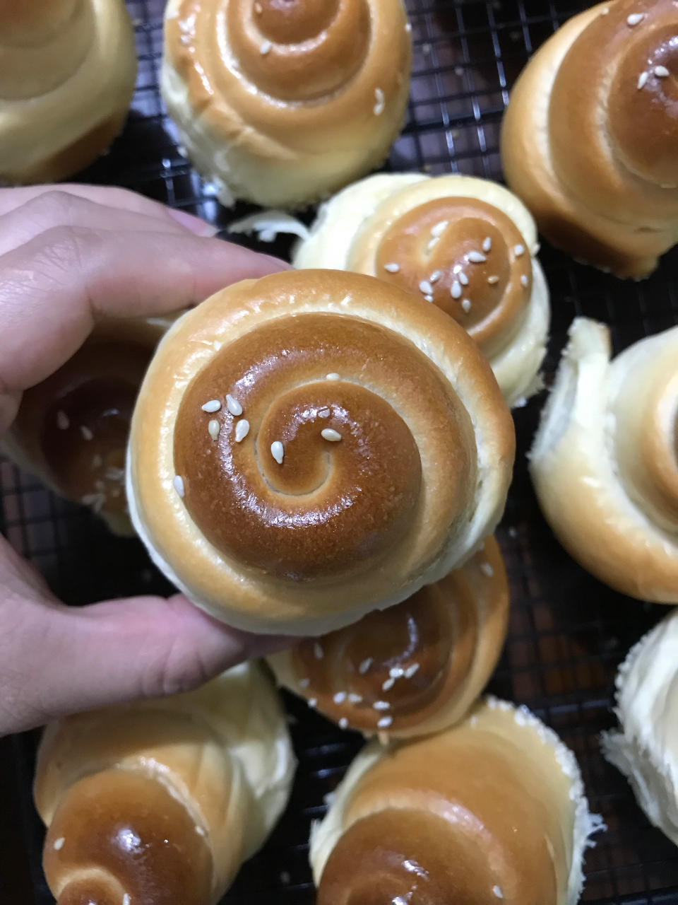 奶香脆底蜂蜜小面包