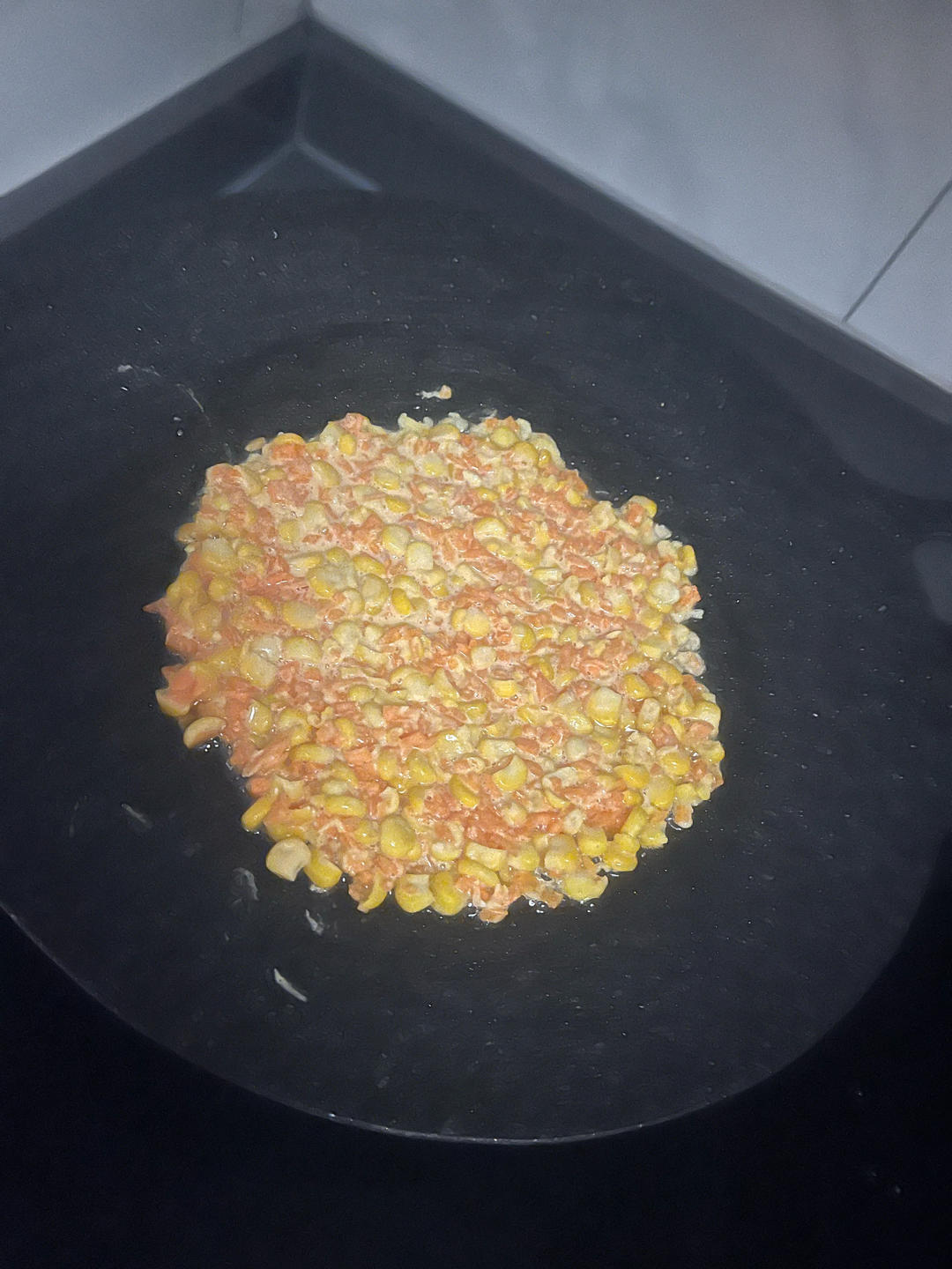 玉米新吃法：巨好吃的芝士玉米烙，香甜软糯超拉丝