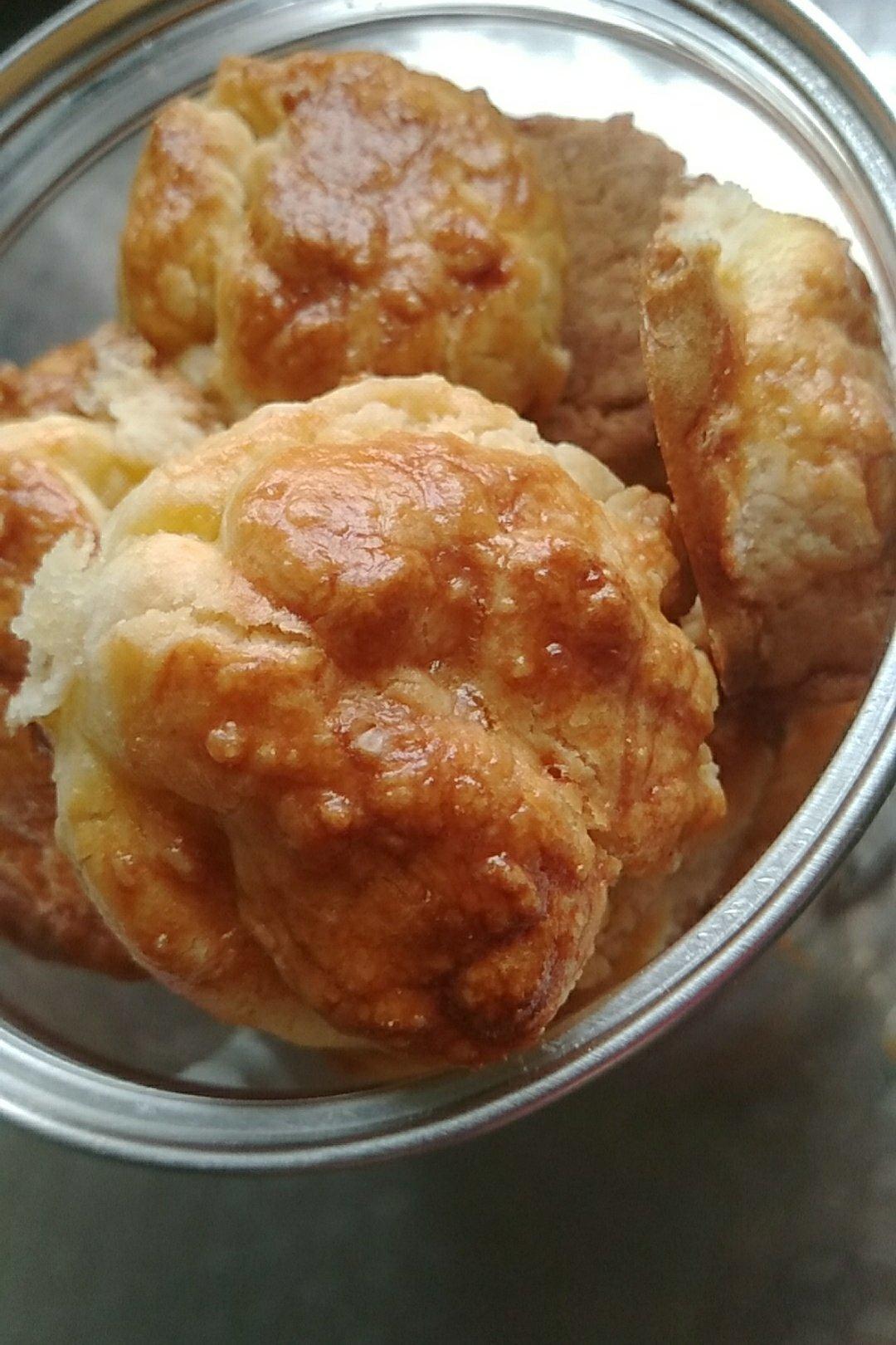 【视频】3分钟 奶油司康Scone(可能是世界上最快手的司康) 消耗淡奶油～