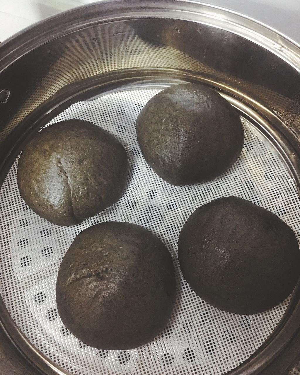 黑芝麻酱馒头