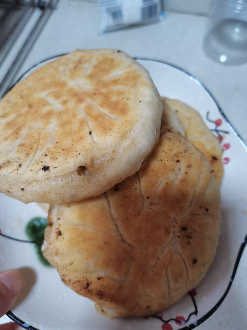 超喧软的馅饼，冷了也不会变硬，全程不用揉面