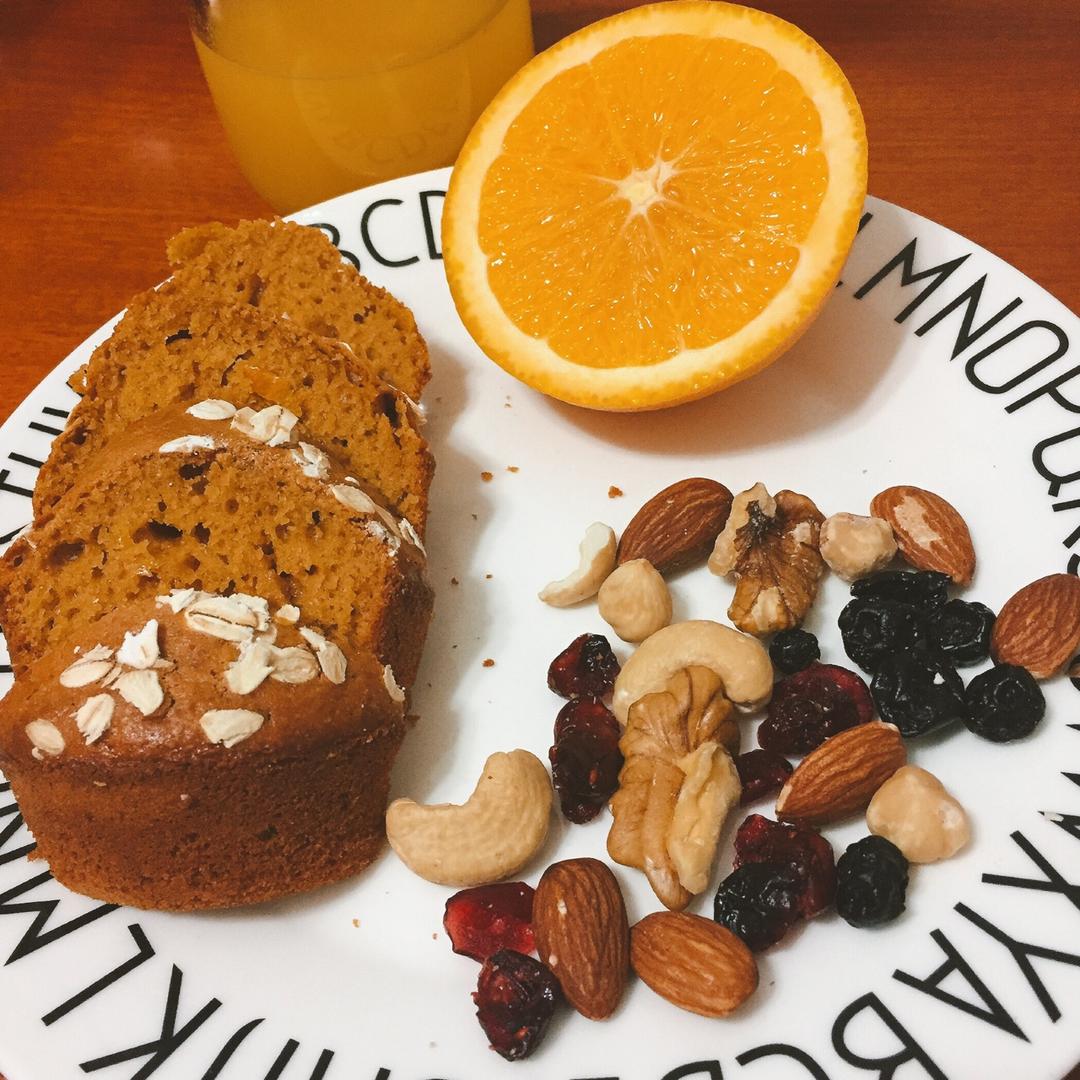 【视频食谱】太妃海盐玛德琳