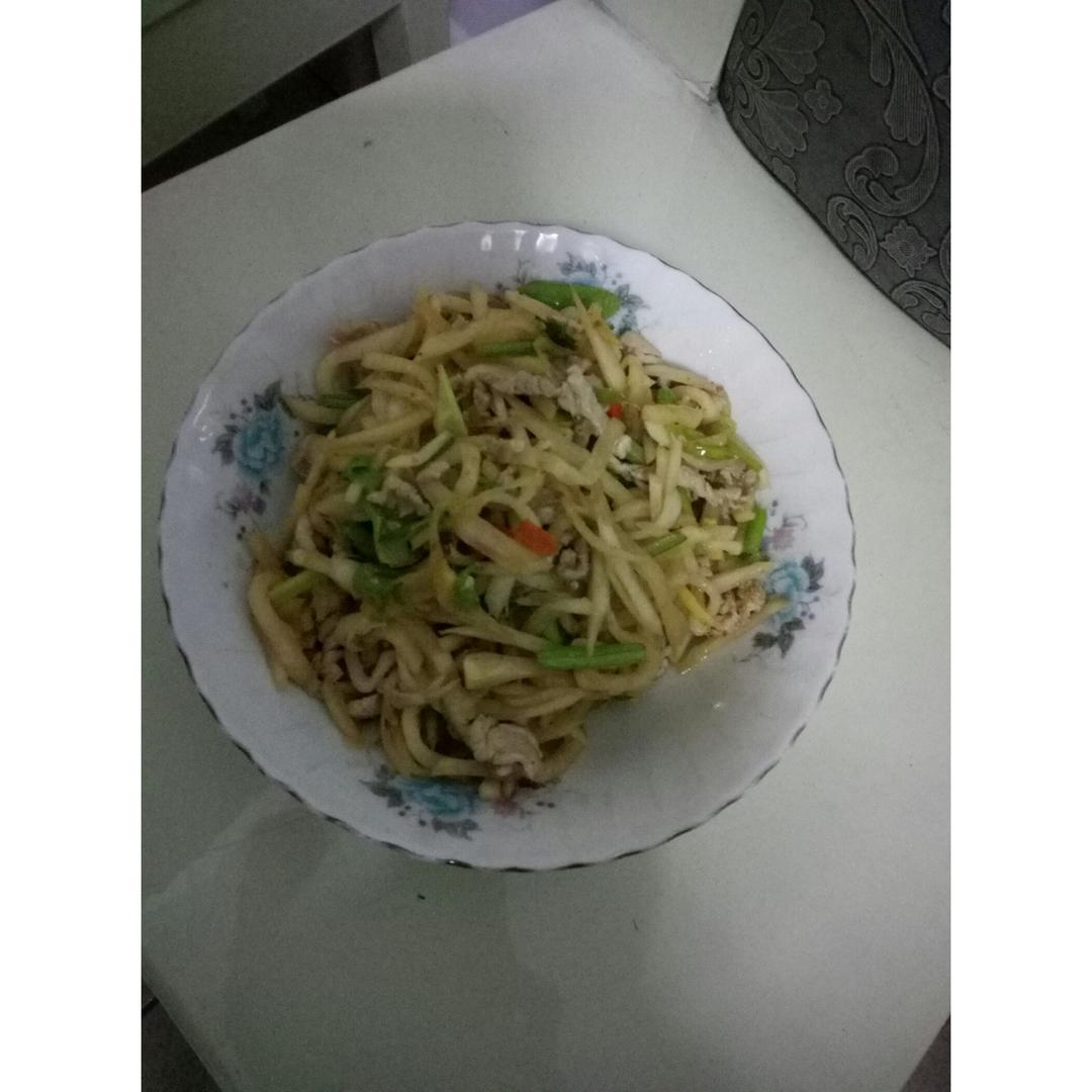 酸萝卜炒瘦肉