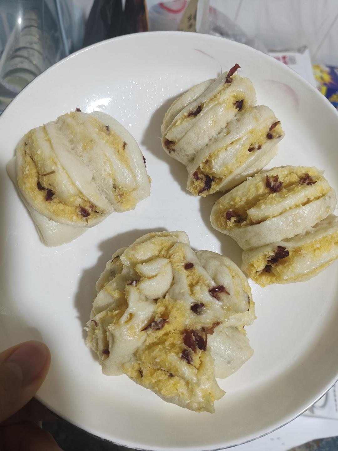 椰蓉花卷，无需发酵仅一次松弛就能无比松软！隔夜不变硬，比面包还好吃