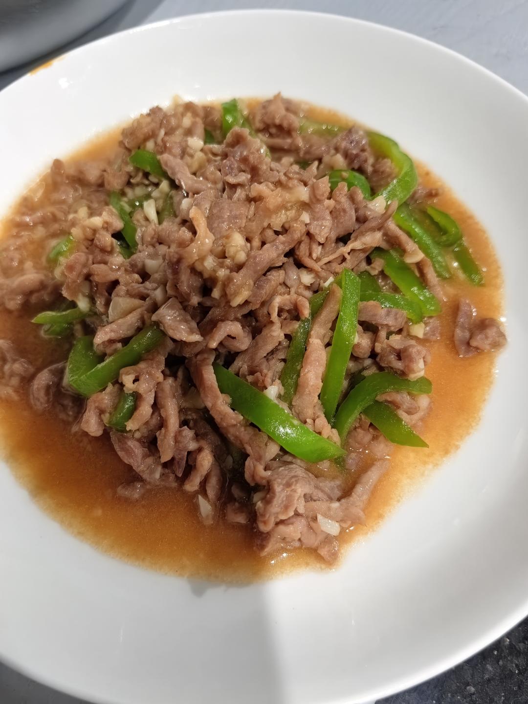 ‼️好吃到舔盘的青椒肉丝盖浇饭