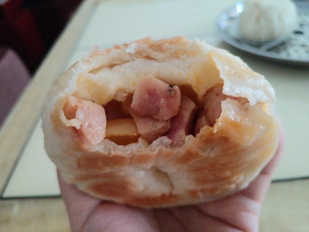 中式咸口菜脯腊肠贝果