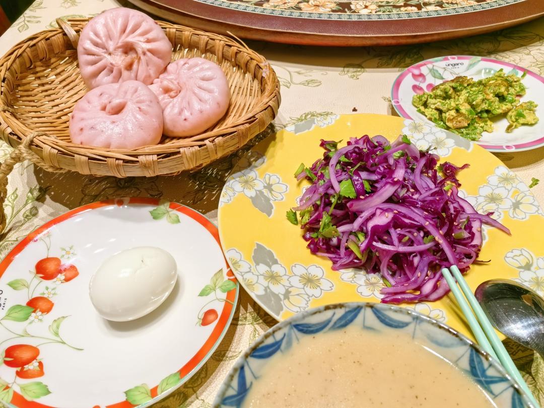 凉拌紫甘蓝